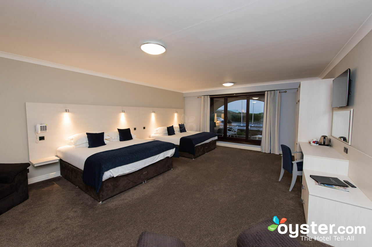Dalmeny Hotel Литам-Сент-Эннс Экстерьер фото